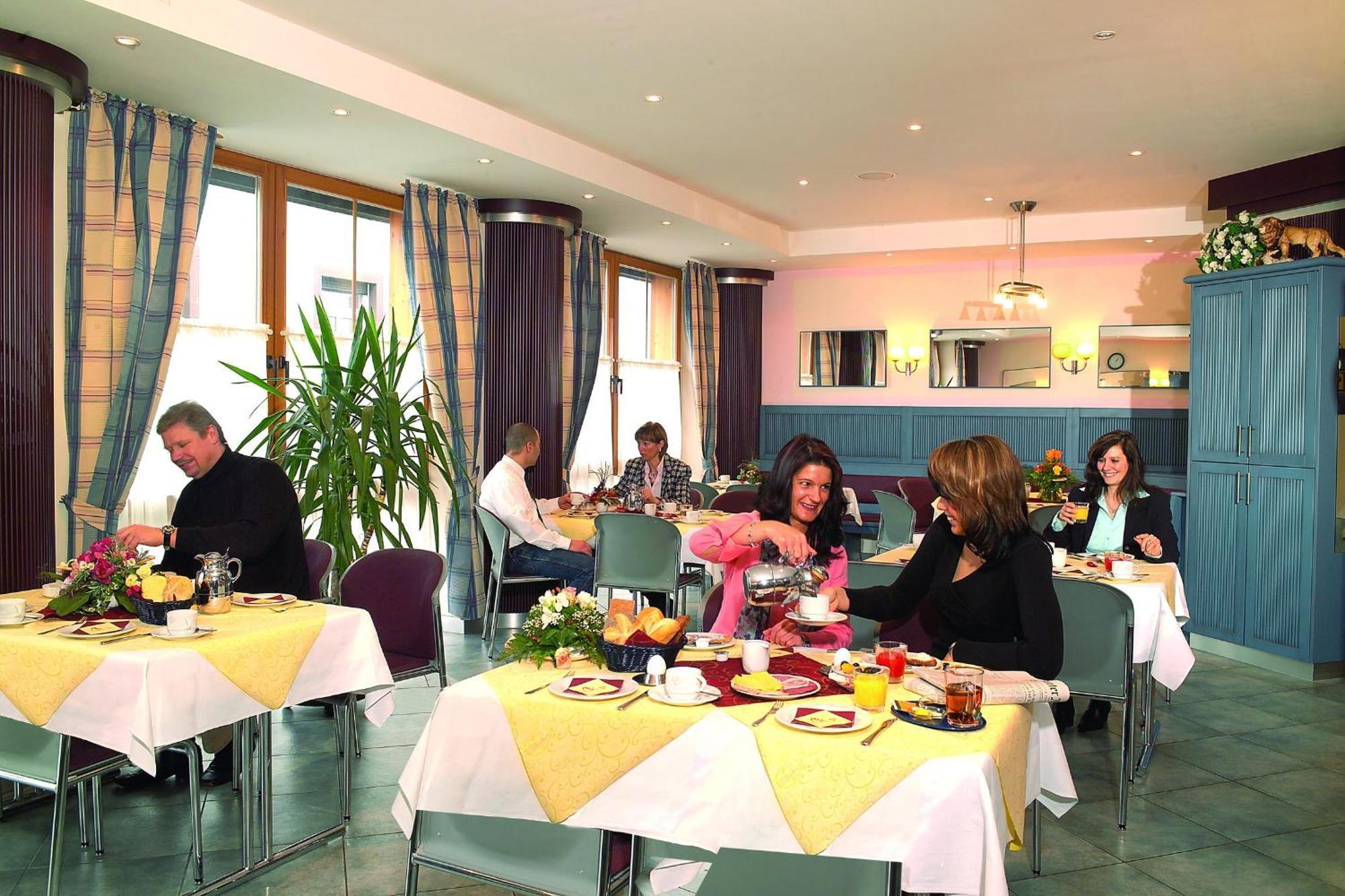 Hotel Zum Loewen Moerfelden-Walldorf Luaran gambar